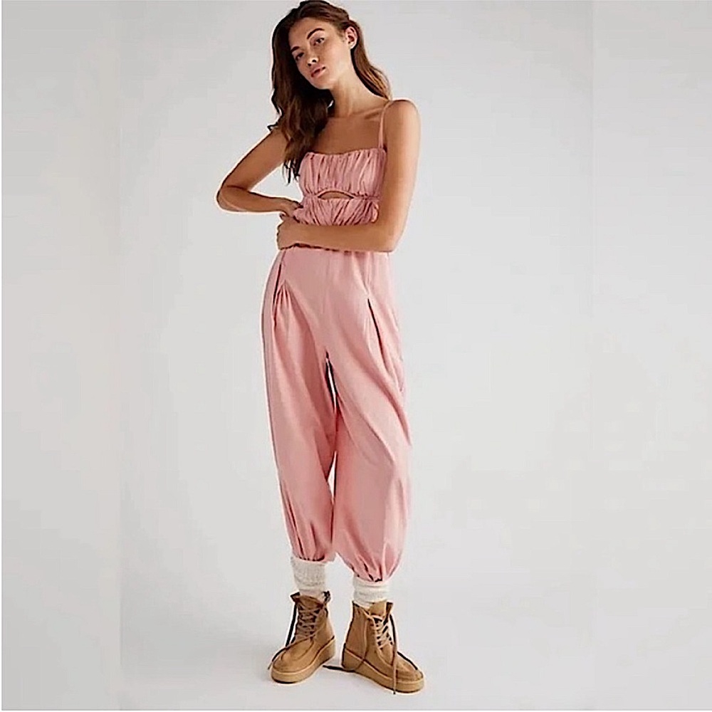 NWOT Free People Pink Kingston Jumpsuit In Color Petal Size Small